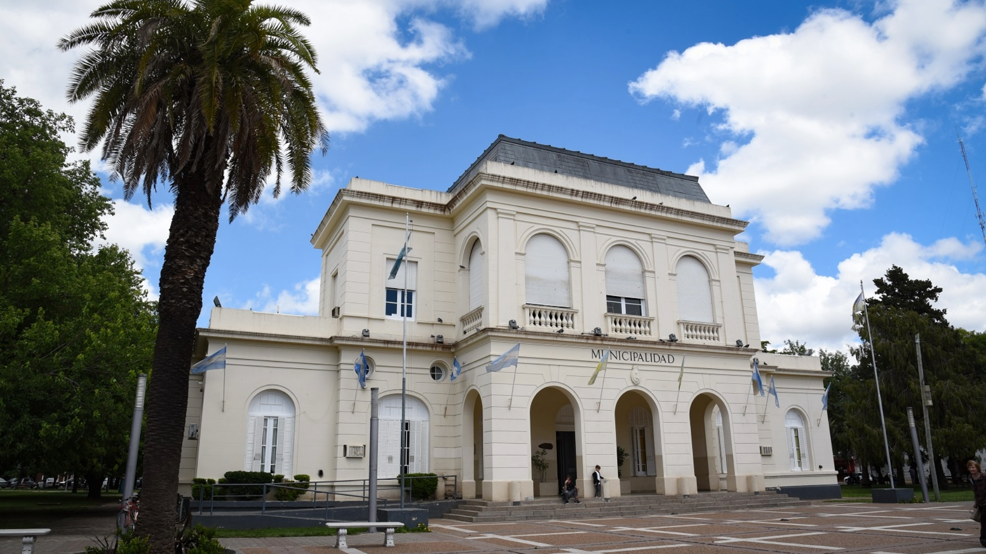 Municipios que crecen a costa del sector productivo: un freno más a la economía local